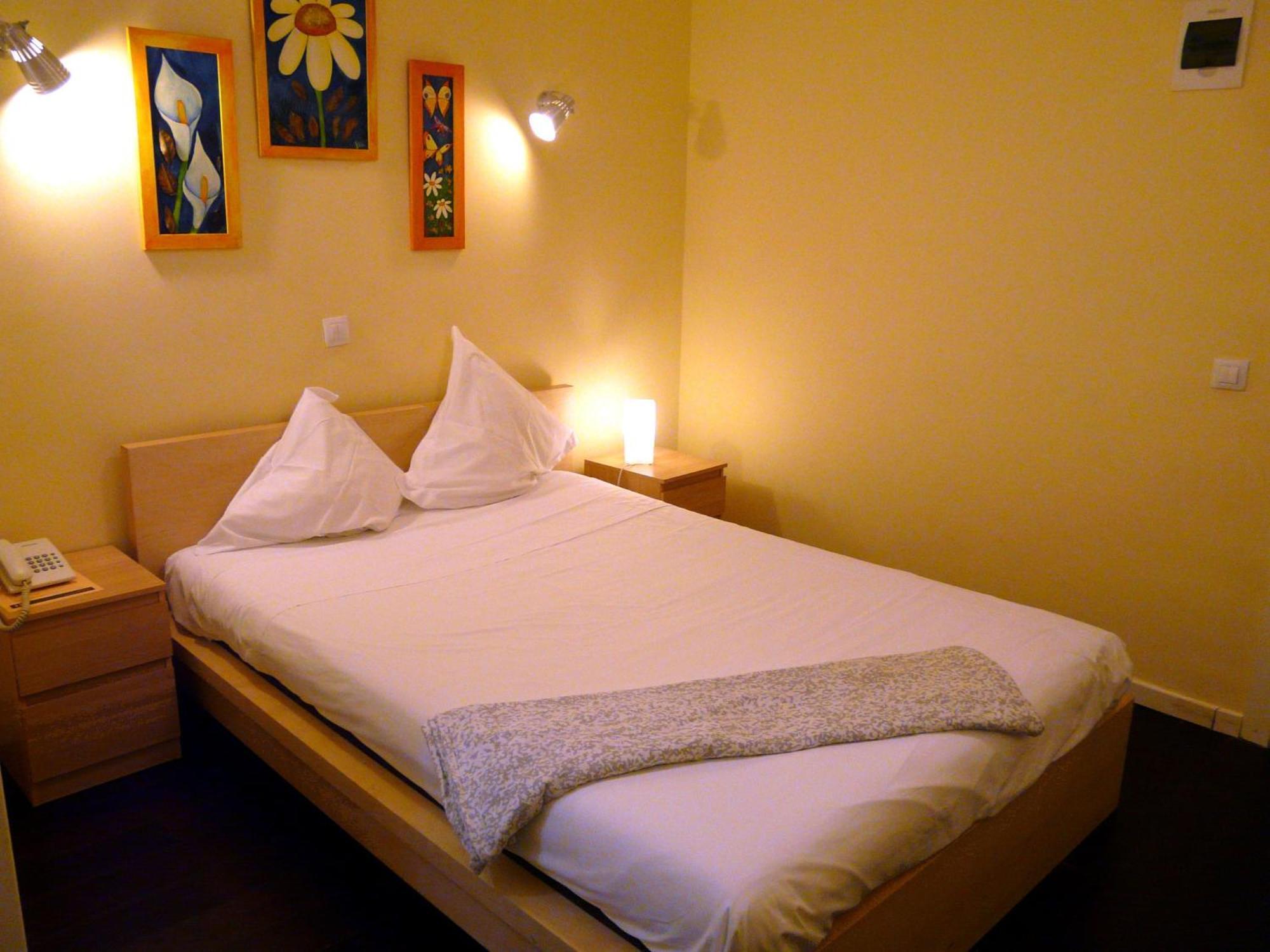 Hostal Goyal Pizarro Madrid Exteriér fotografie