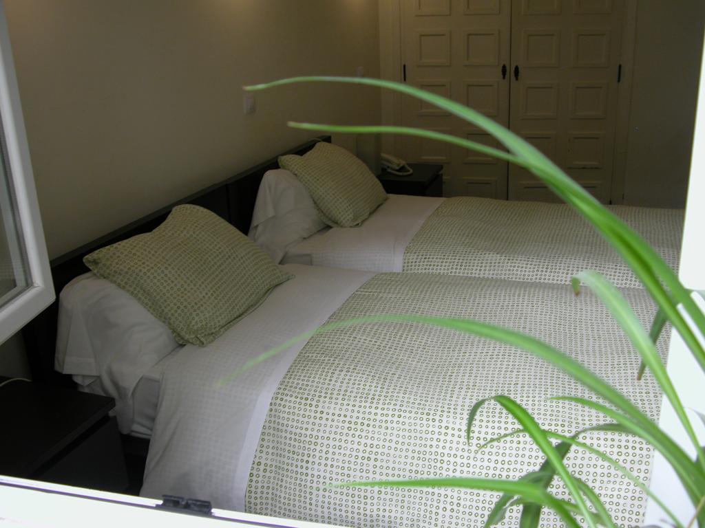 Hostal Goyal Pizarro Madrid Pokoj fotografie